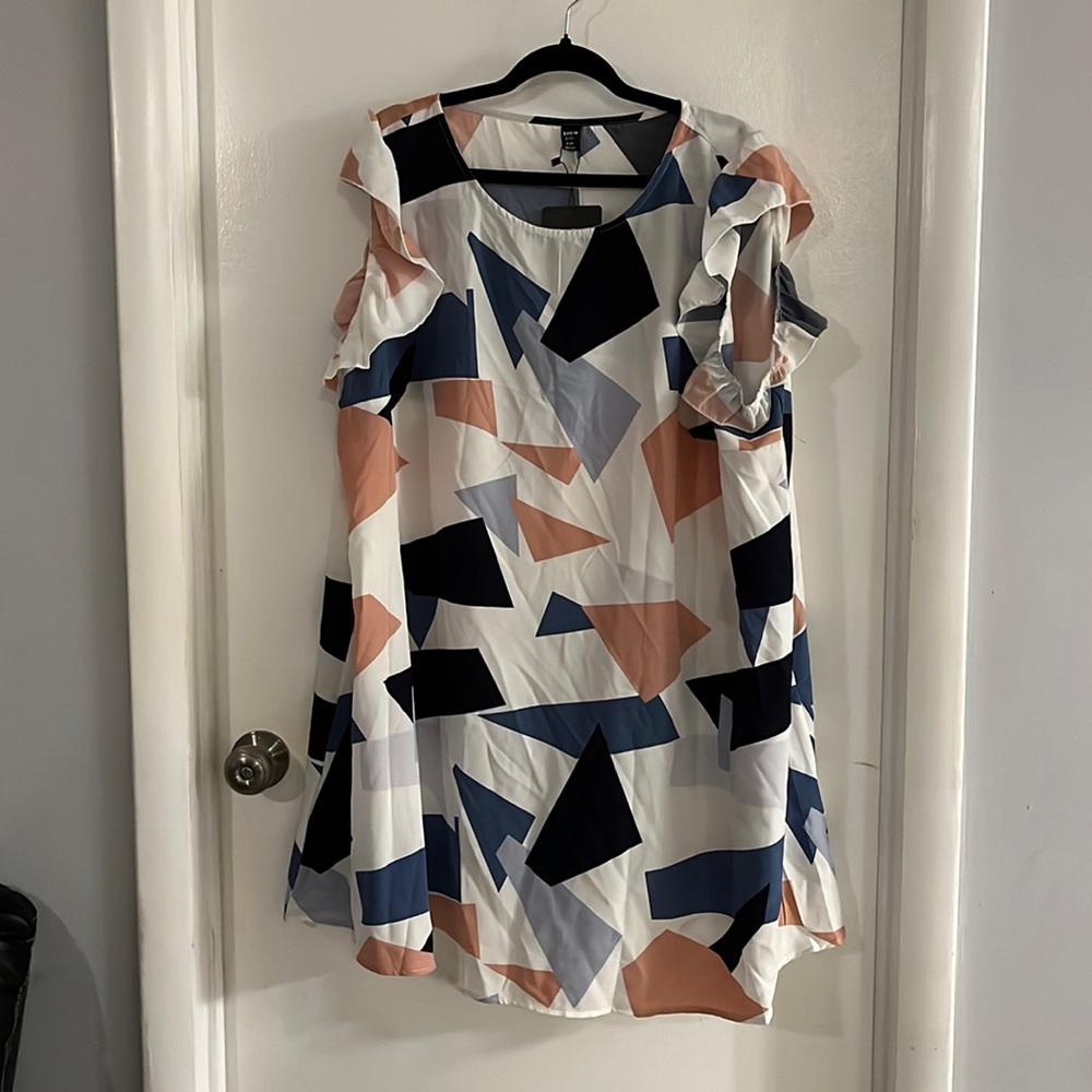 SHEIN White Geo Print Ruffle Sleeve Dress